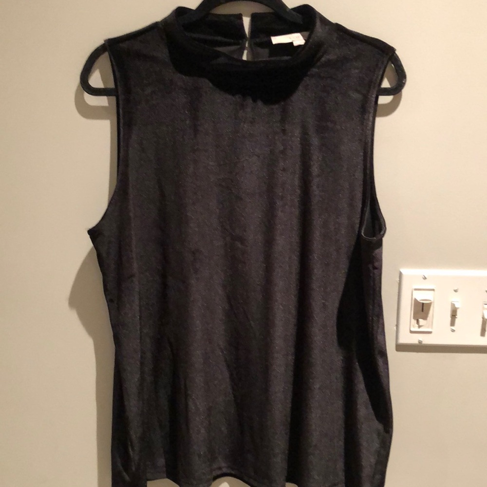 Loft sleeveless black velour top! Size XL. Excellent condition!